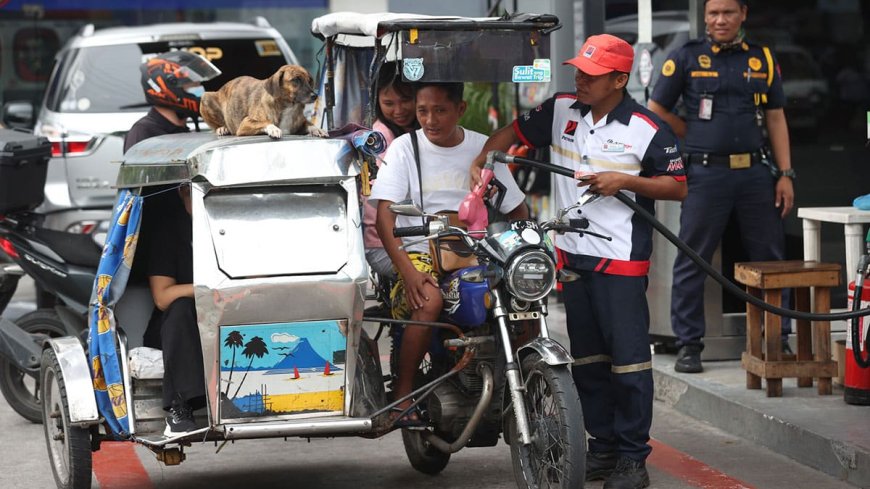 Philippine Government Sticks to Fuel Tax, Offers Aid to Drivers and Farmers