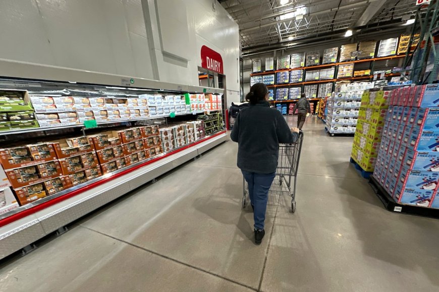 U.S. Economy Shrinks 0.5% in First Quarter of 2025 Due to Trade Wars