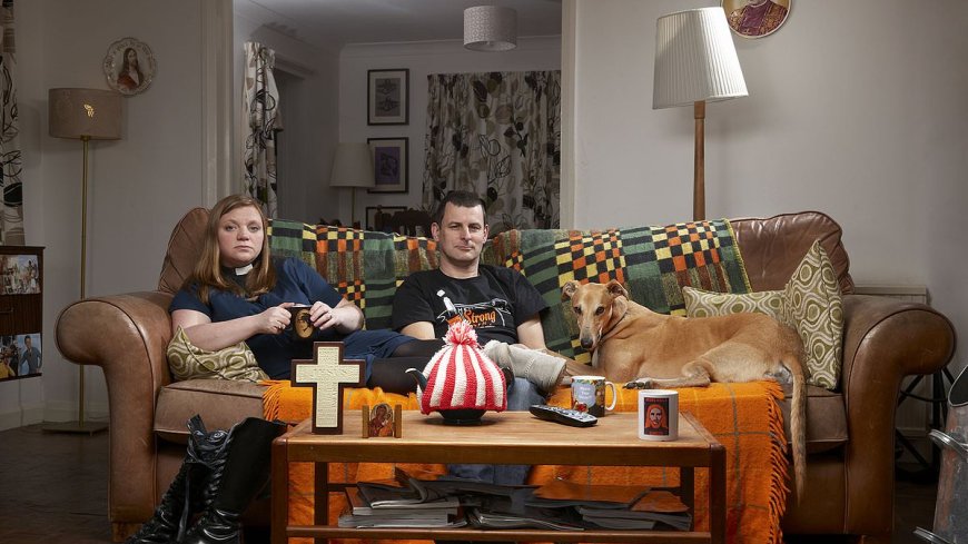 How Gogglebox Affected My Family and Finances: A Revealing Story