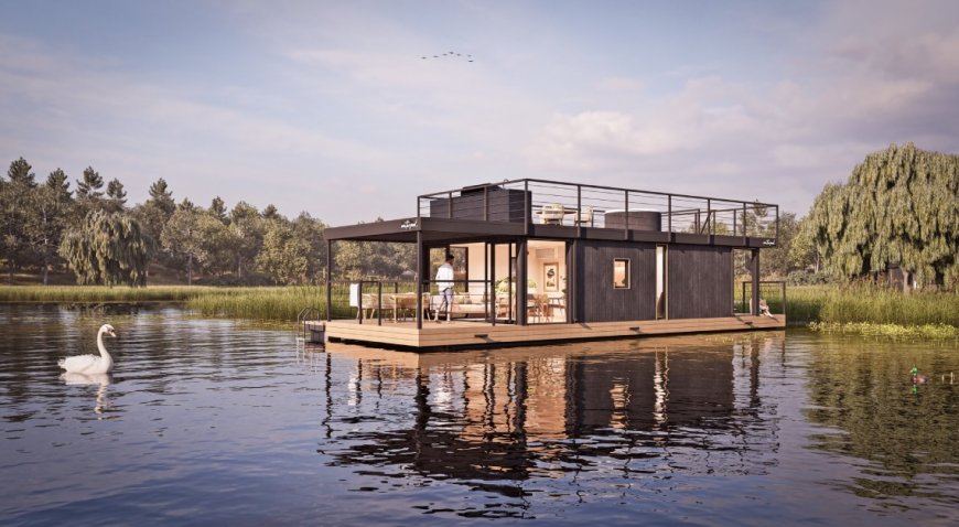 Luxury Houseboat Living in Beautiful South West England