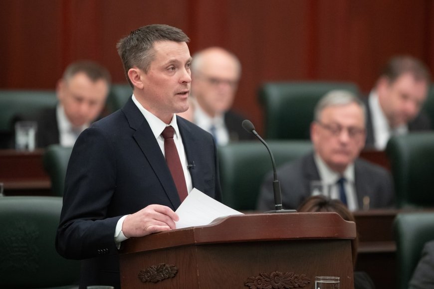Alberta Surprises with $8.3B Surplus from Higher Resource Royalties