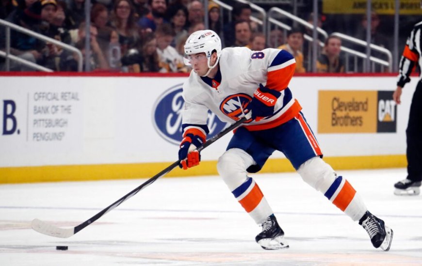 Montreal Canadiens Acquire Noah Dobson from New York Islanders