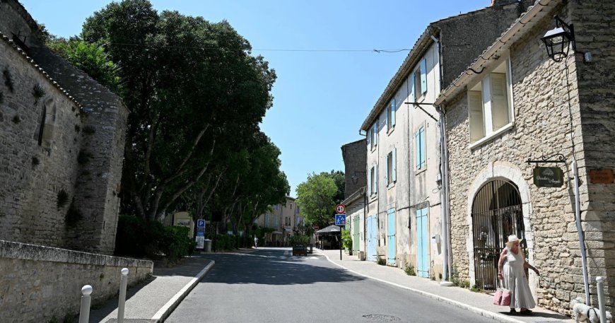Two Charged with Murder After Bride Shot Dead at Wedding in France