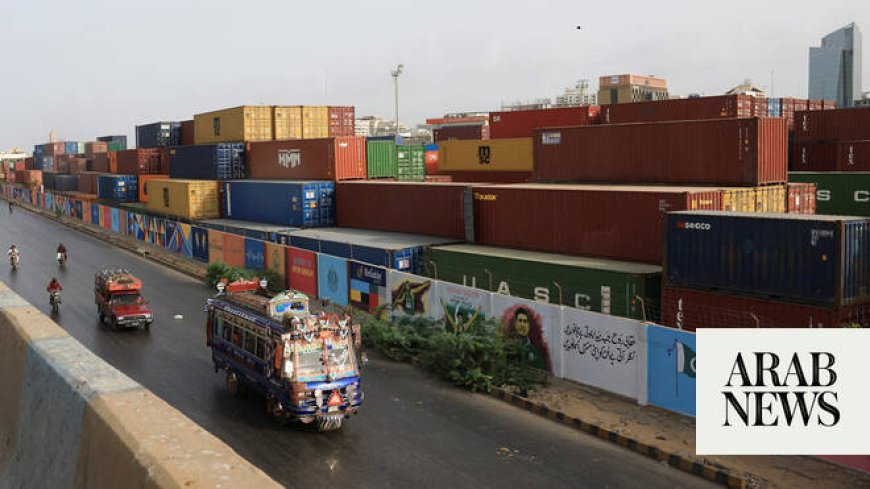 Pakistan Leads Global Rankings in Reducing Sovereign Risk - Bloomberg Intelligence