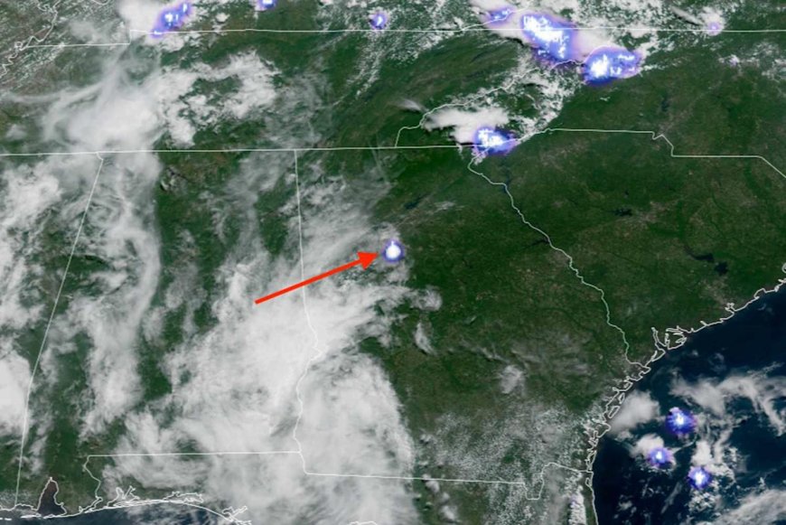 Meteor Explodes Over Georgia with Force of 20 Tons of TNT: Watch the Video