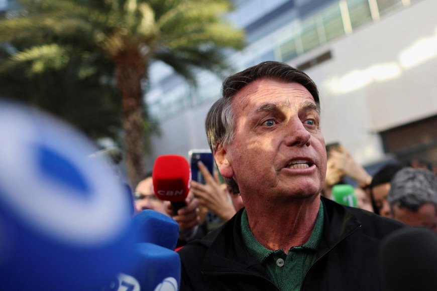 Bolsonaro Calls for Support Amid Legal Troubles