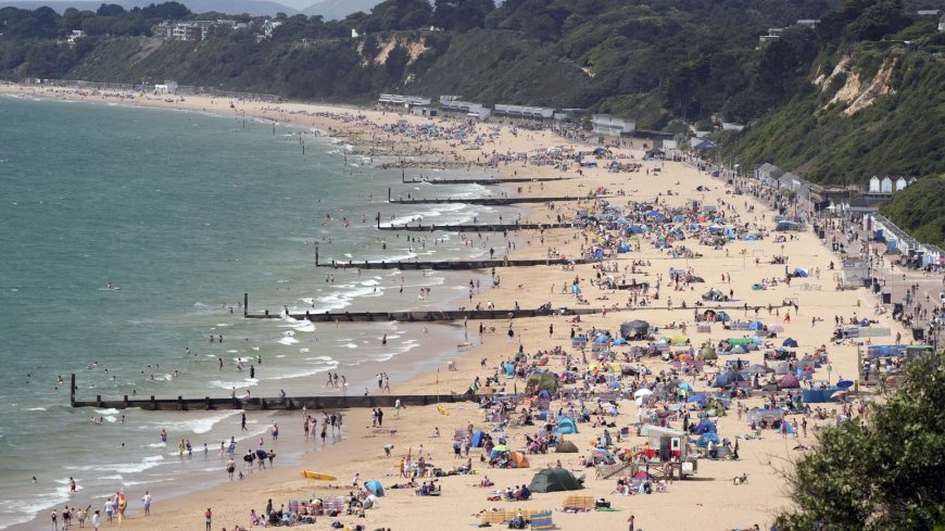 UK to Experience Record-Breaking Heatwave with Temperatures Soaring to 34C