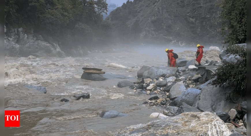 Heavy Rainfall Causes Chaos in Himachal Pradesh and Uttarakhand