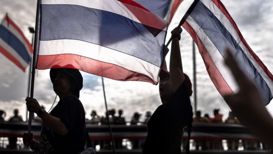Thailand's ruling political family faces legal challenges