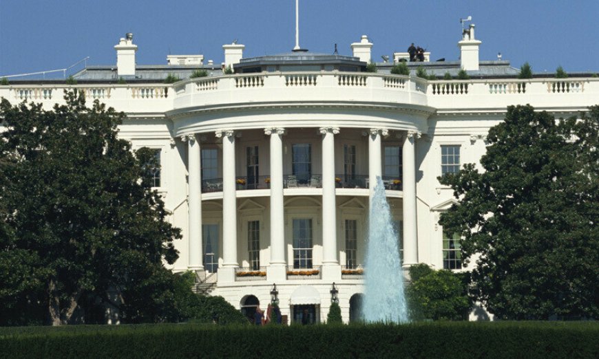 Trump lifts sanctions on Syria