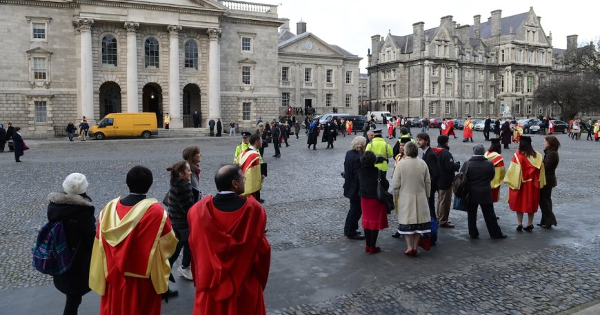 Coalition Divided Over Potential Increase in College Fees