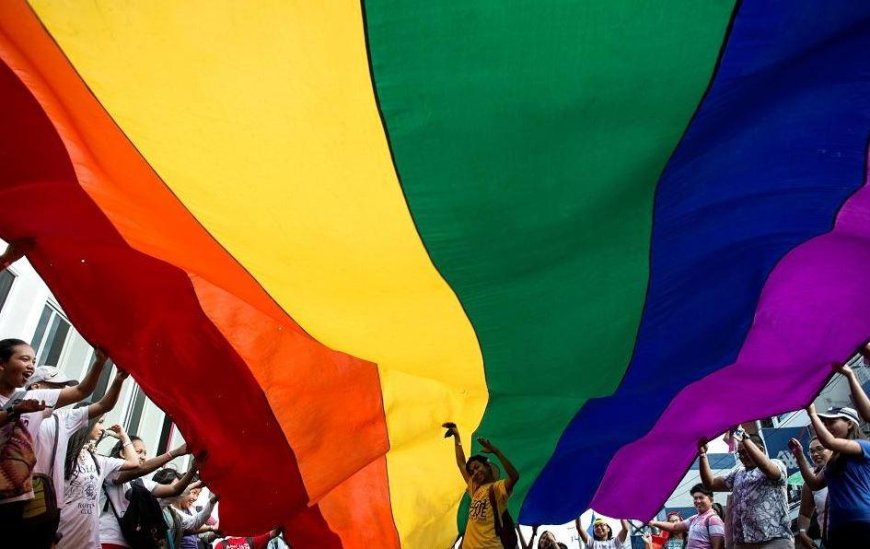 Senator Risa Hontiveros reintroduces bill for SOGIE equality