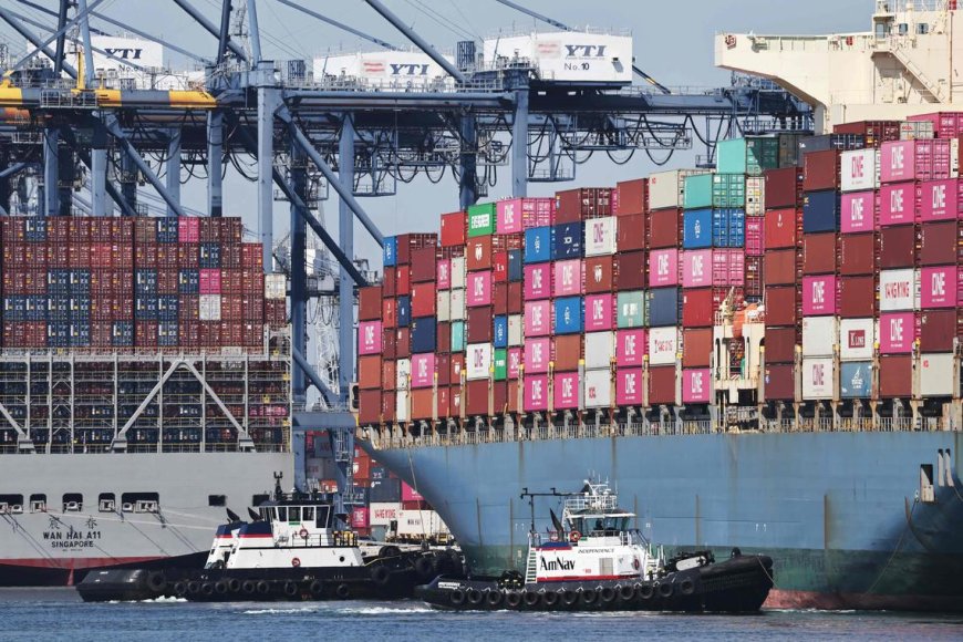Trump Sets Deadline for Countries to Pay Tariffs Starting Aug 1