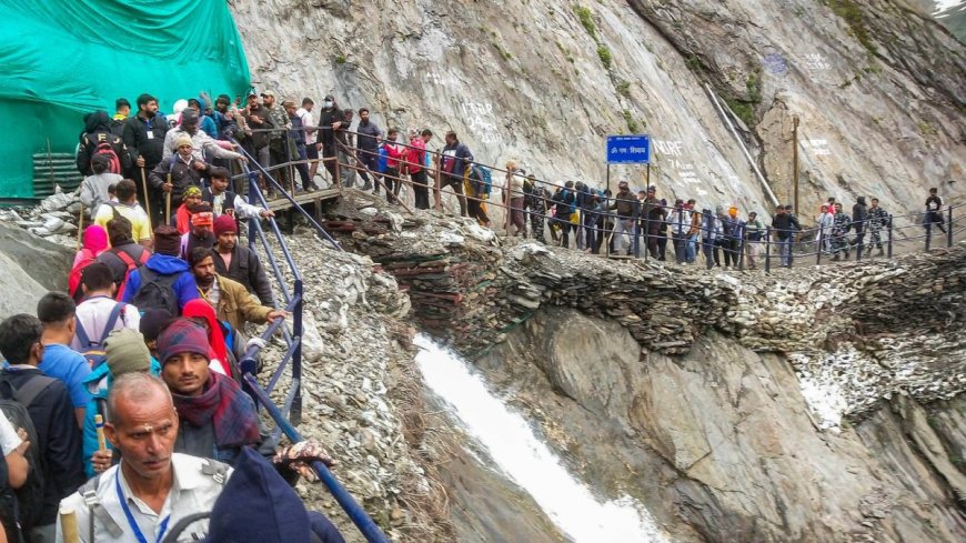 36 Injured in Amarnath Yatra Bus Collision in J&K's Ramban