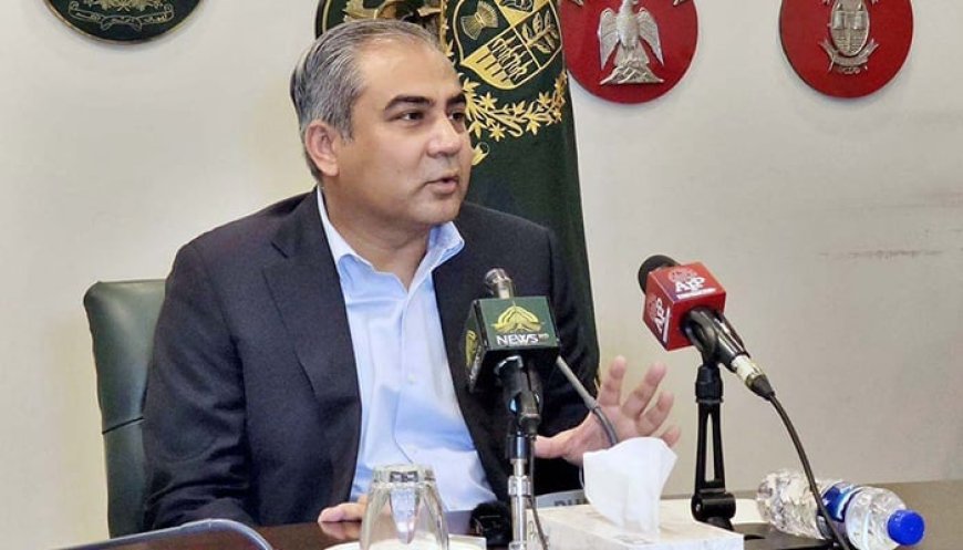 Interior Minister Naqvi refutes rumors of President Zardari's removal and 27th amendment