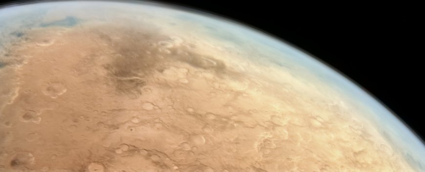 NASA Finds Clue to Mars' Barren Landscape