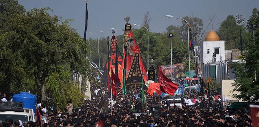 Observing Youm-e-Ashur with Respect and Solemnity