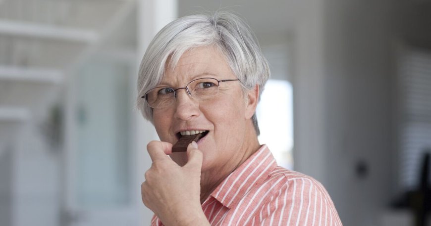 Simple Two-Ingredient Chocolate Snack for Lowering Cholesterol