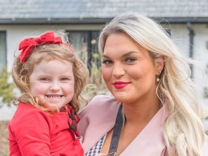 Community Rallies to Support Family of Mother and Daughter Killed in Donegal Accident