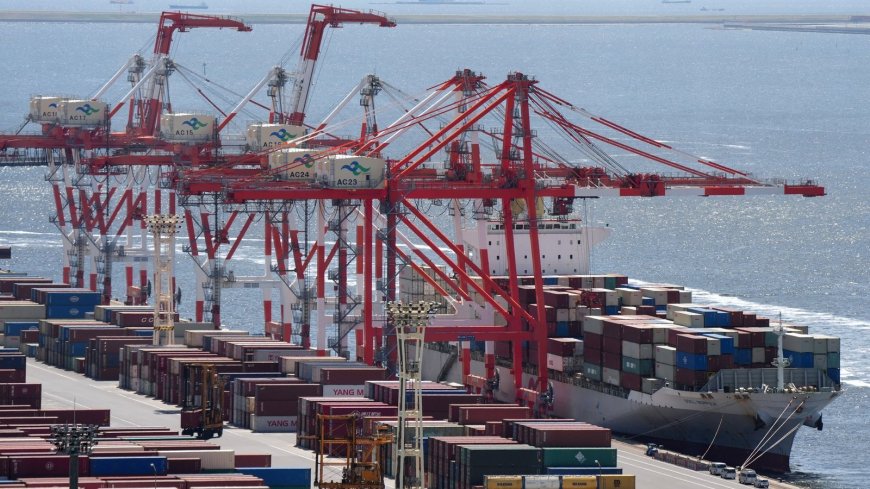US-EU Trade Talks Critical in Coming Hours, Tánaiste Urges Progress