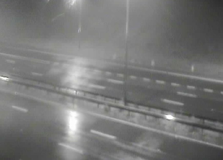 Major motorway closed due to multi-vehicle crash, drivers advised to plan ahead