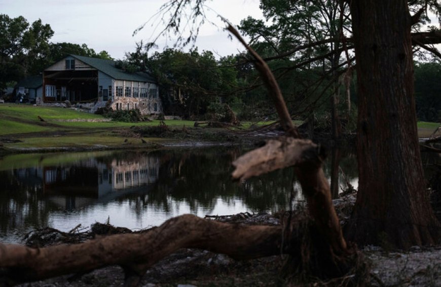 Texas Officials Silent on Flood Preparation as Death Toll Climbs Over 100