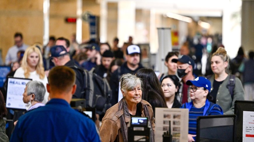 TSA to Stop Requiring Shoe Removal at Airport Security