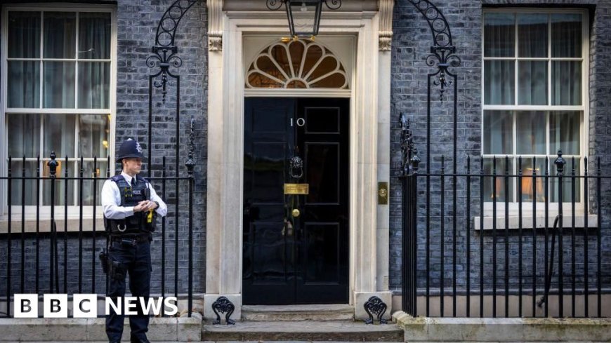 Monzo fined for accepting fake addresses including 10 Downing St