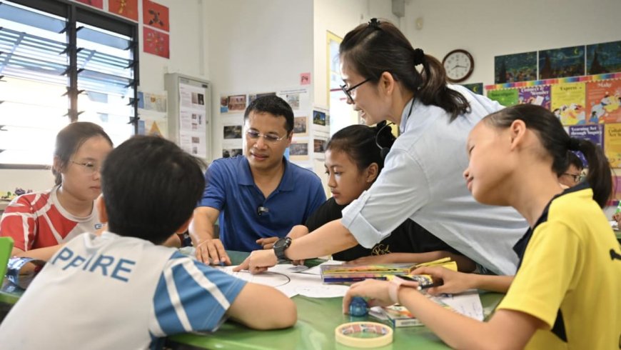 Singapore's MOE to Hire Over 1,000 Teachers Annually, Says Education Minister Desmond Lee