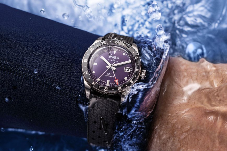 Discover the Stylish Vulcain Skindiver Nautique GMT Purple Watch