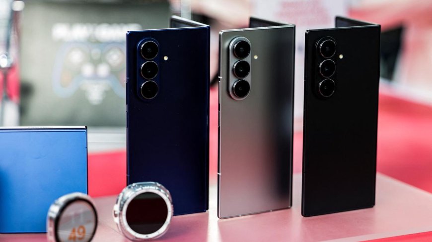 Samsung introduces slimmer foldable phones to compete in premium market