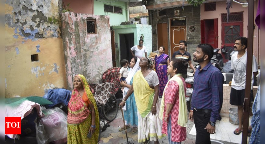 Earthquake of 4.4 Magnitude Hits Delhi-NCR, Tremors Felt in Noida, Gurugram, Faridabad