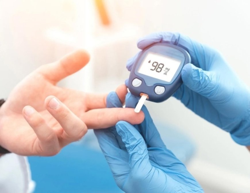 New wristband for diabetes monitors multiple health indicators continuously