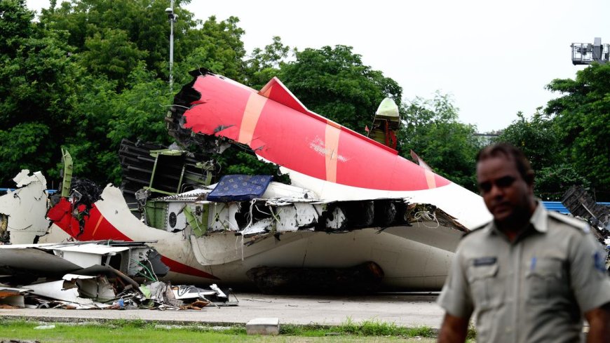 Air India Ahmedabad Plane Crash: Pilots' Group Defends Crew Actions Amid Investigation