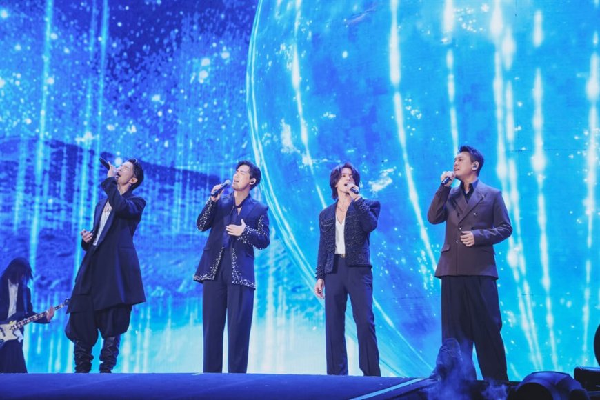 F4 Boy Group Reunites at Mayday Concert in Taipei Arena