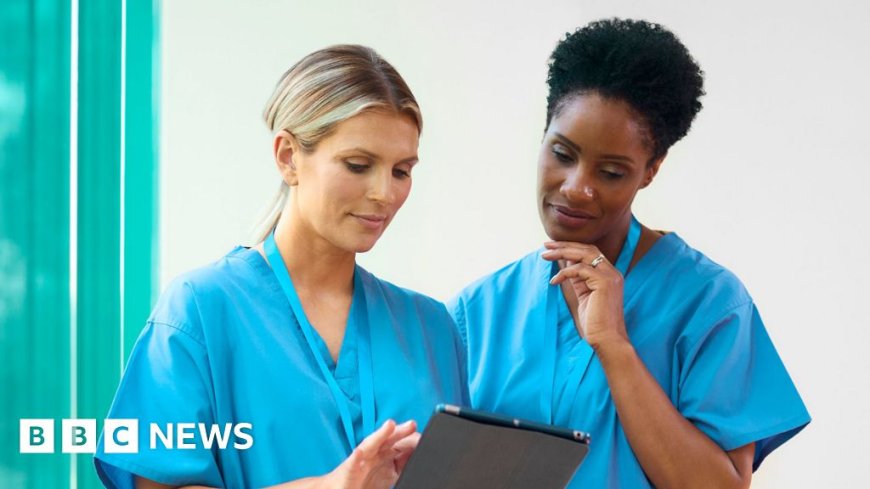 Review Suggests Physician Associates Should Have New Job Title