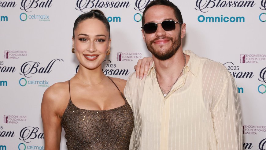 Actor Pete Davidson and model Elsie Hewitt expecting first child together