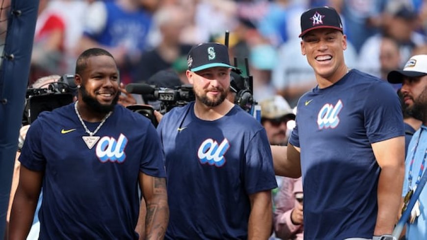Blue Jays' Guerrero Jr. and Kirk Make MLB All-Star Game Debut