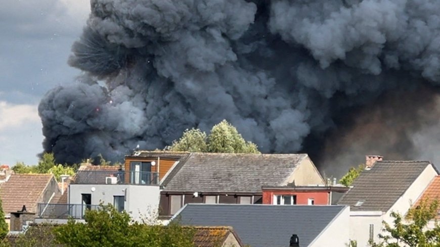 Massive Fire Damages Tomorrowland Music Festival Main Stage Before Opening