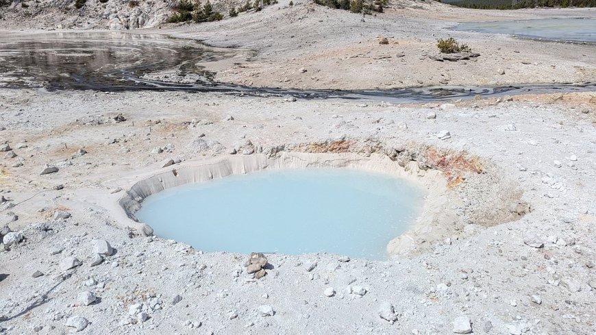 New Hole Discovered in Yellowstone National Park Raises Concerns of Potential Eruption