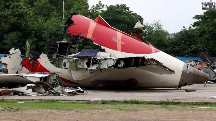 Indian Pilots Dispute US Media Report on Air India Flight 171 Crash Investigation