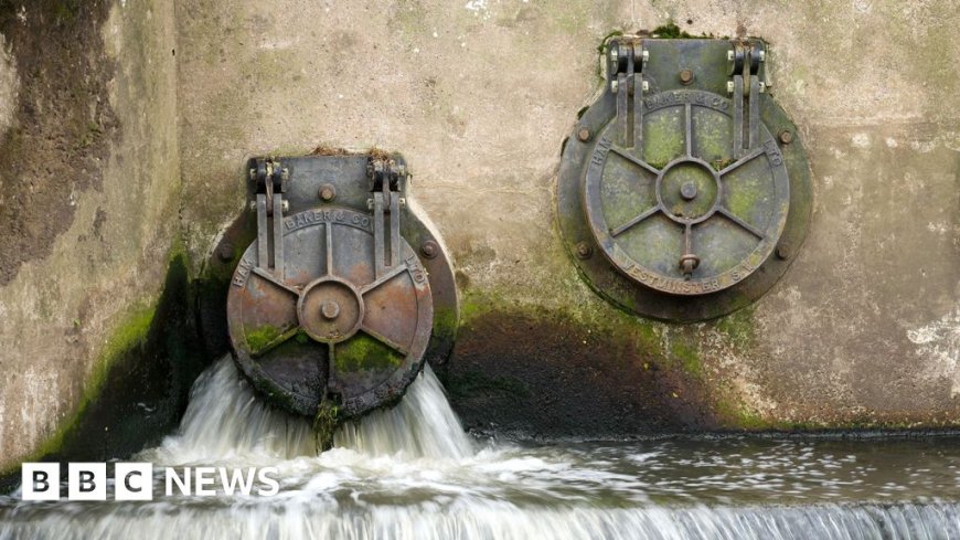 Water pollution incidents in England surge by 60%, reports government