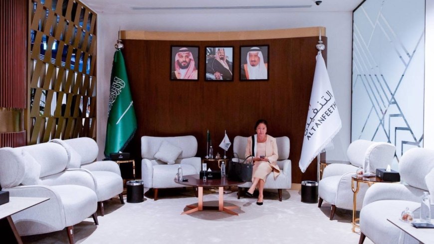 First Lady Liza Araneta-Marcos Visits Filipino Workers in Riyadh