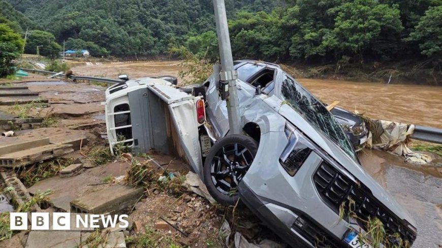 South Korea floods and landslides claim at least 14 lives