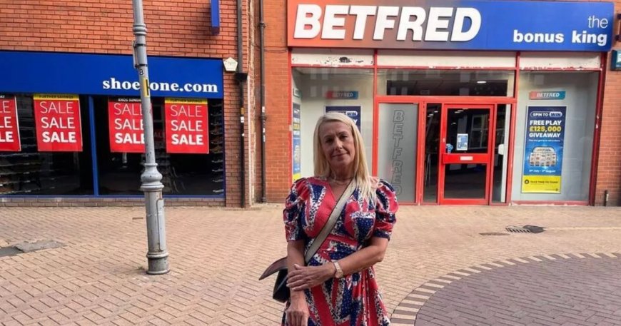 Law on Wearing Union Jack in Public Clarified After Wetherspoons Incident