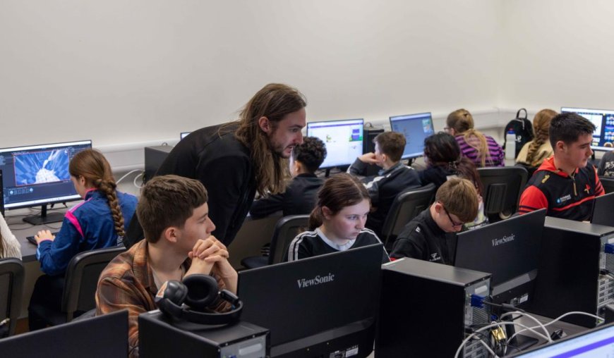 Hands-On Computing Summer Camps at Dundalk IT for Secondary Students