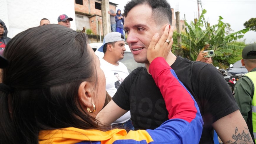 Venezuelans Deported to El Salvador Mega-Prison Speak Out About Abuse