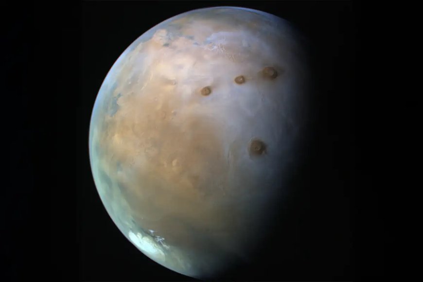 Life Underground on Mars and Enceladus: NYUAD Study Reveals Potential
